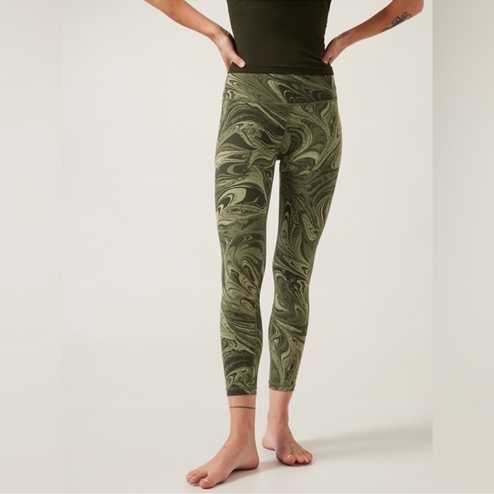 Athleta TALL Transcend 7/8 Leggings
